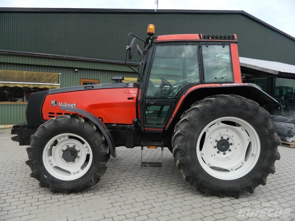 Valtra 8150 Трактори