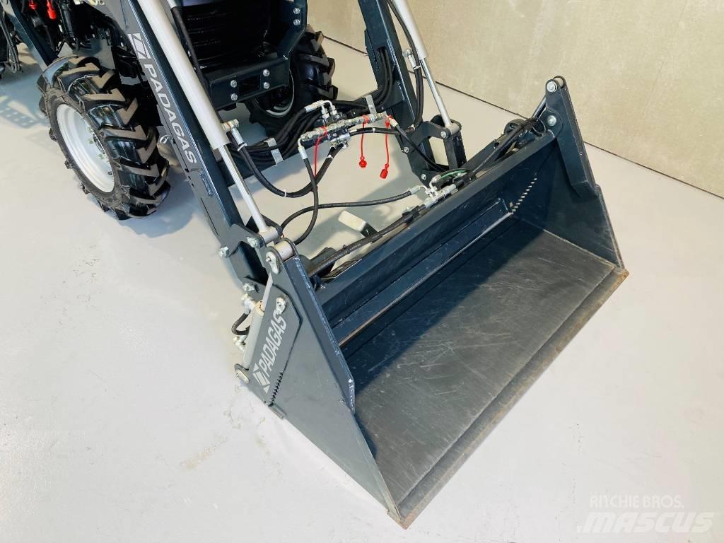 Farmtrac 26 H 4WD Трактори