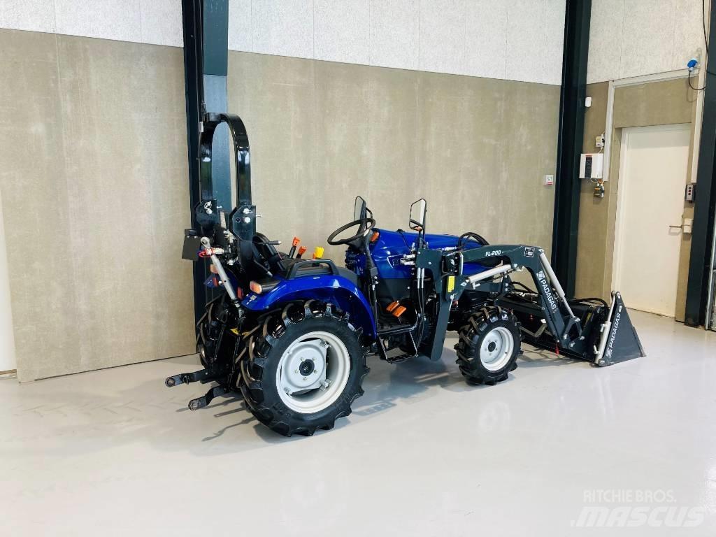 Farmtrac 26 H 4WD Трактори