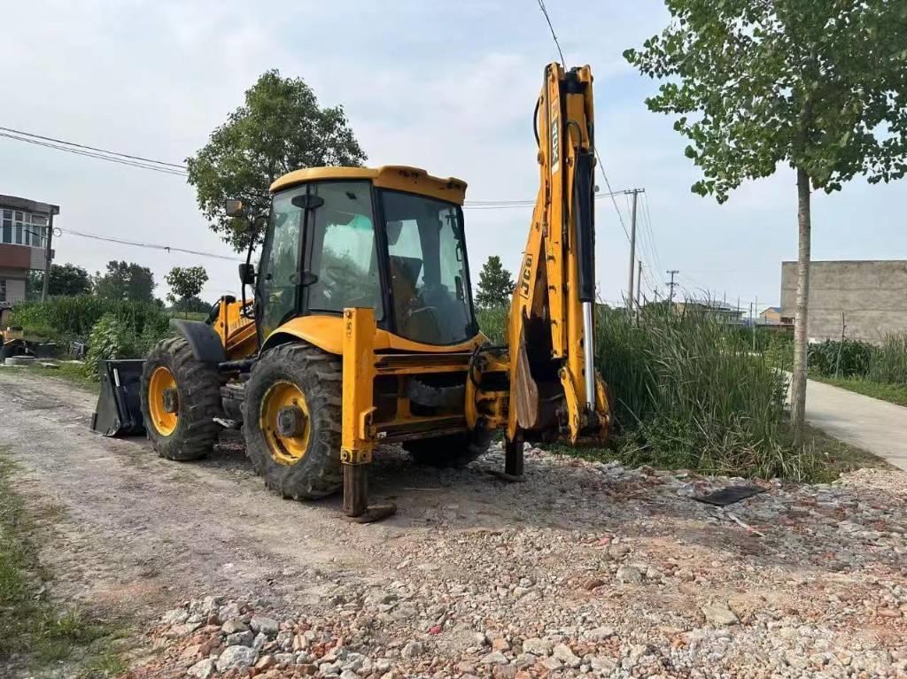 JCB 4 CX Екскаватори-навантажувачі