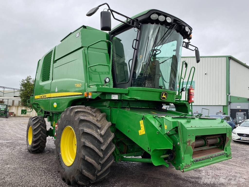 John Deere T 560 Зернозбиральні комбайни