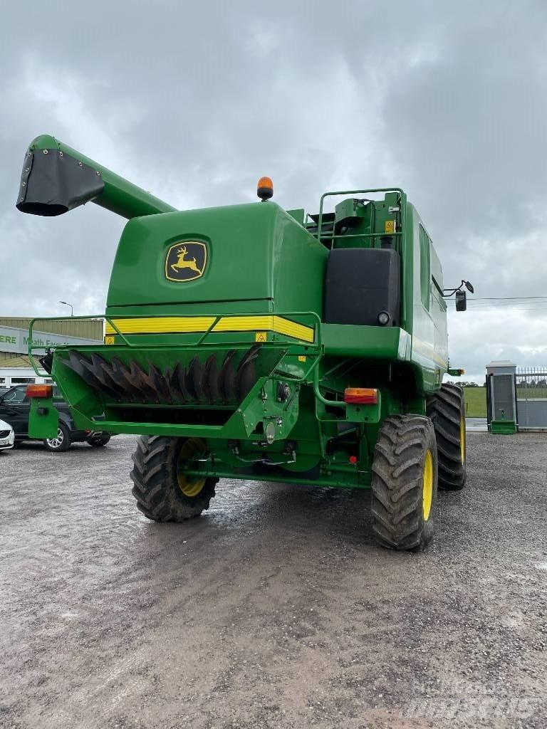John Deere T 560 Зернозбиральні комбайни