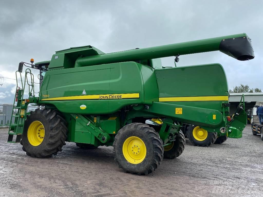 John Deere T 560 Зернозбиральні комбайни
