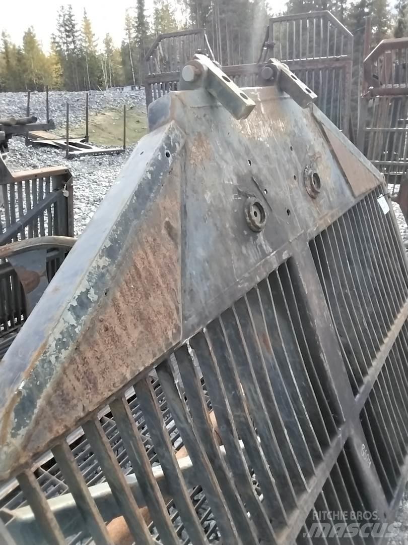 Valmet 860.4 Інше обладнання