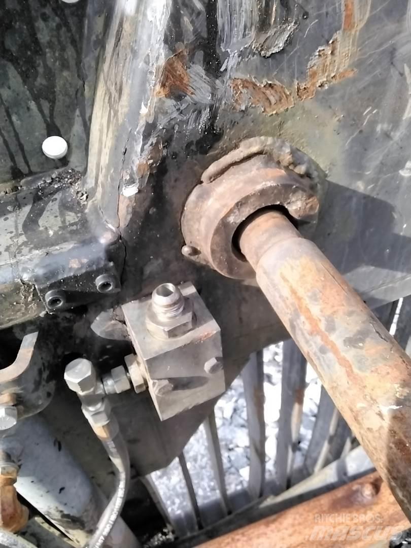 Valmet 860.4 Інше обладнання