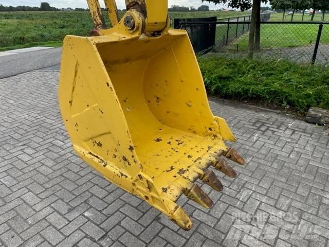 Komatsu PC60-5 Гусеничні екскаватори