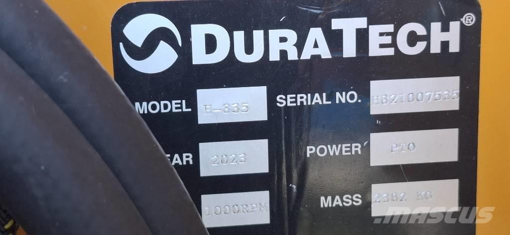 Haybuster H-835 Роздрібнювачі, різаки і розпаковувачі тюків