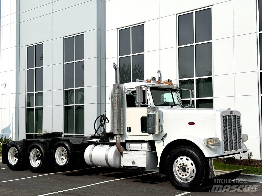 Peterbilt 388 Тягачі