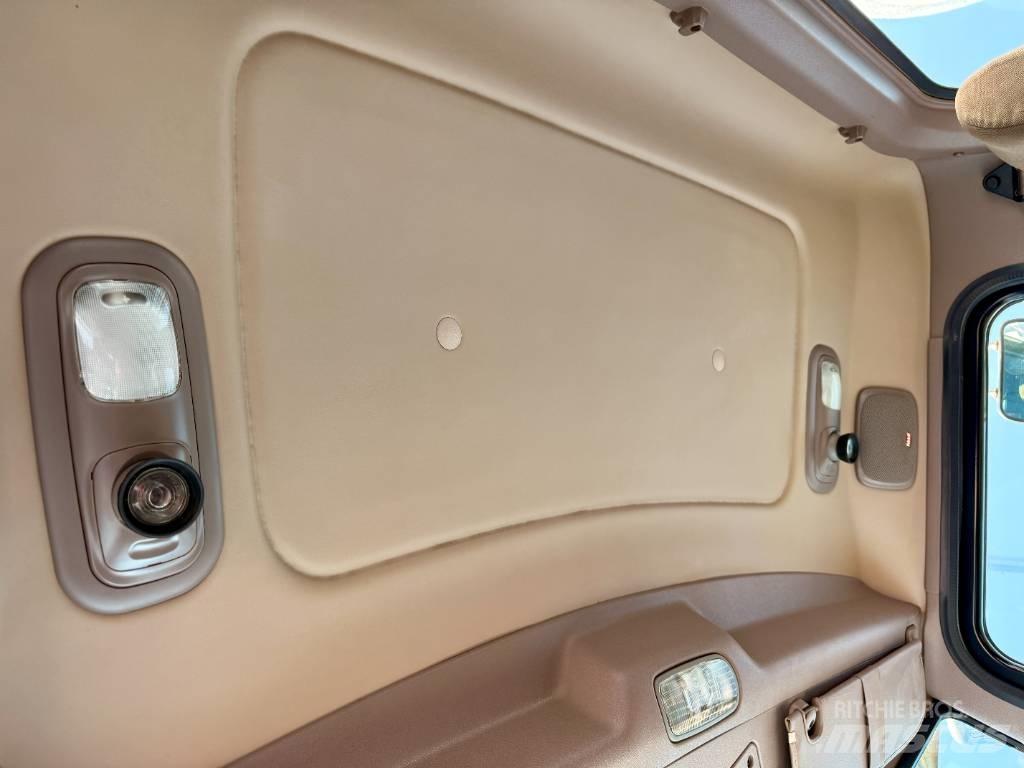 Peterbilt 388 Тягачі