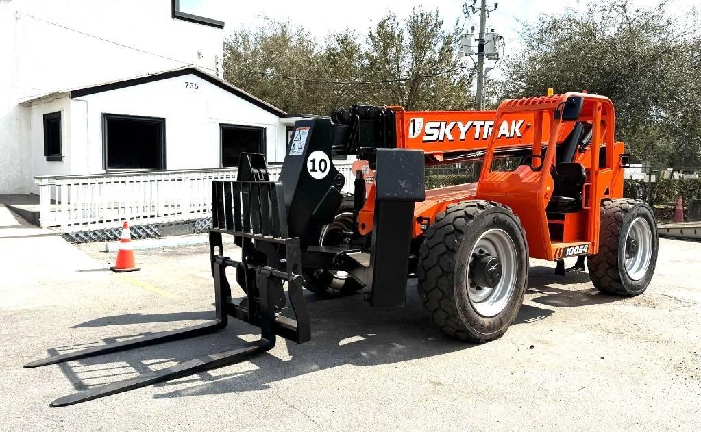 JLG 10054 Телескопічні навантажувачі