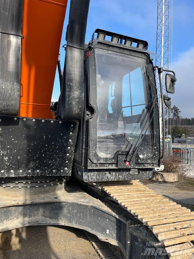 Doosan DX 300 LC-7 Гусеничні екскаватори