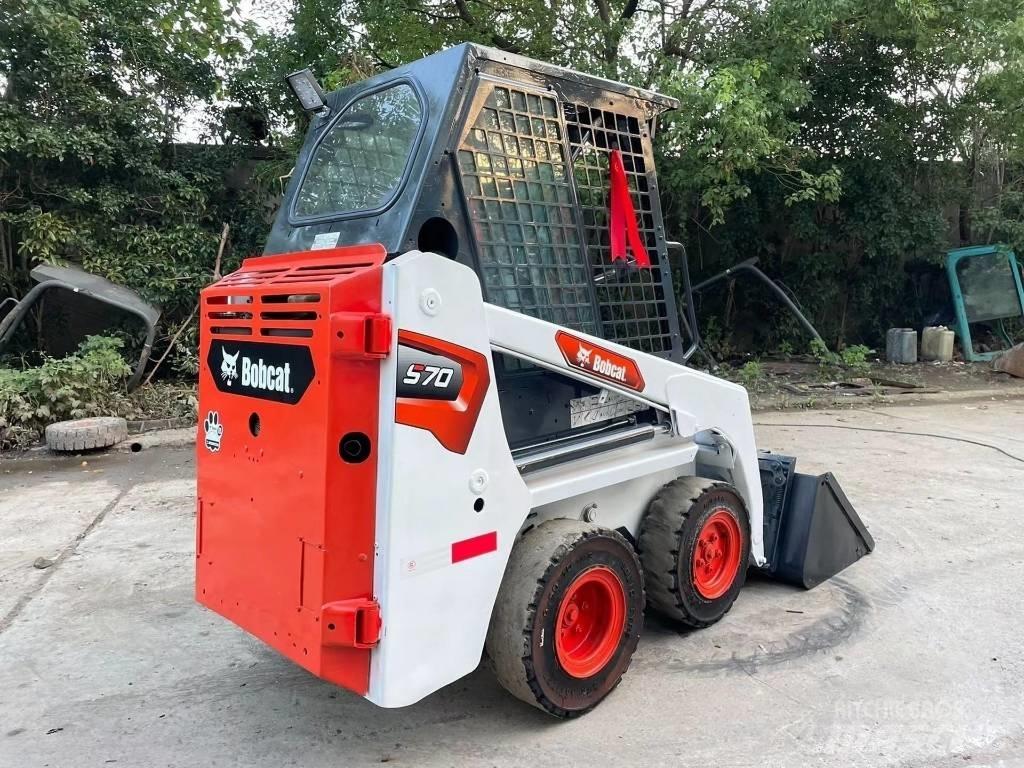 Bobcat S70 Міні-навантажувачі