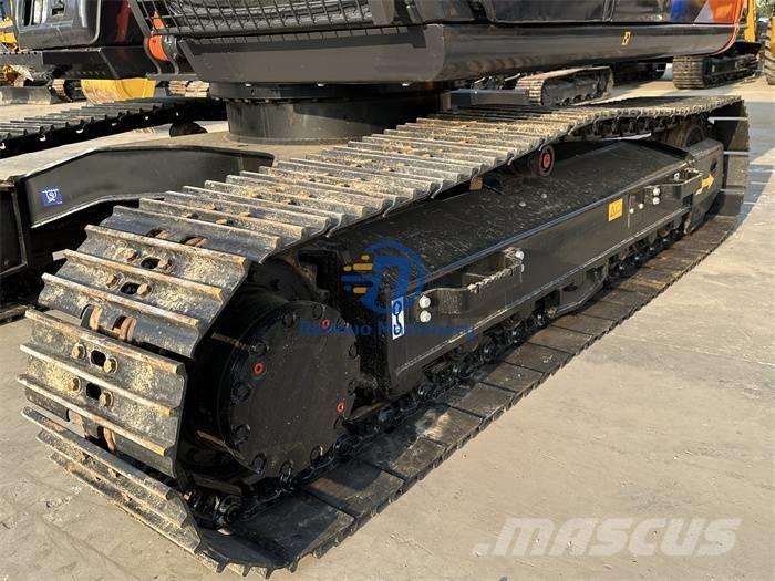 Hitachi ZX 120 Гусеничні екскаватори