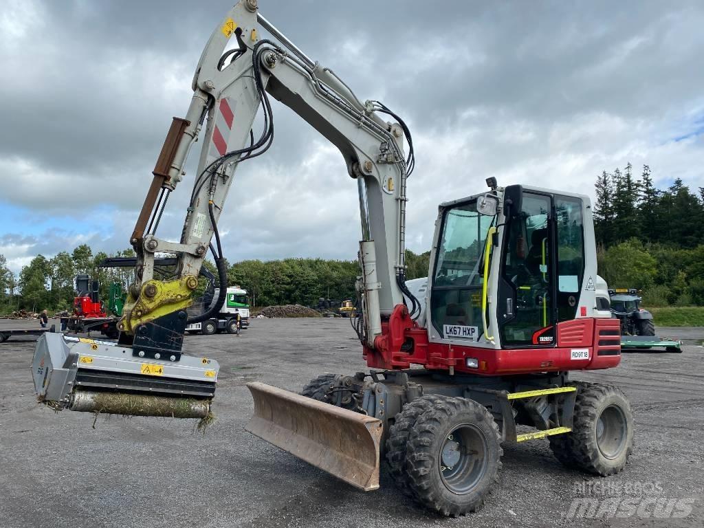 Takeuchi TB 295 W Колісні екскаватори