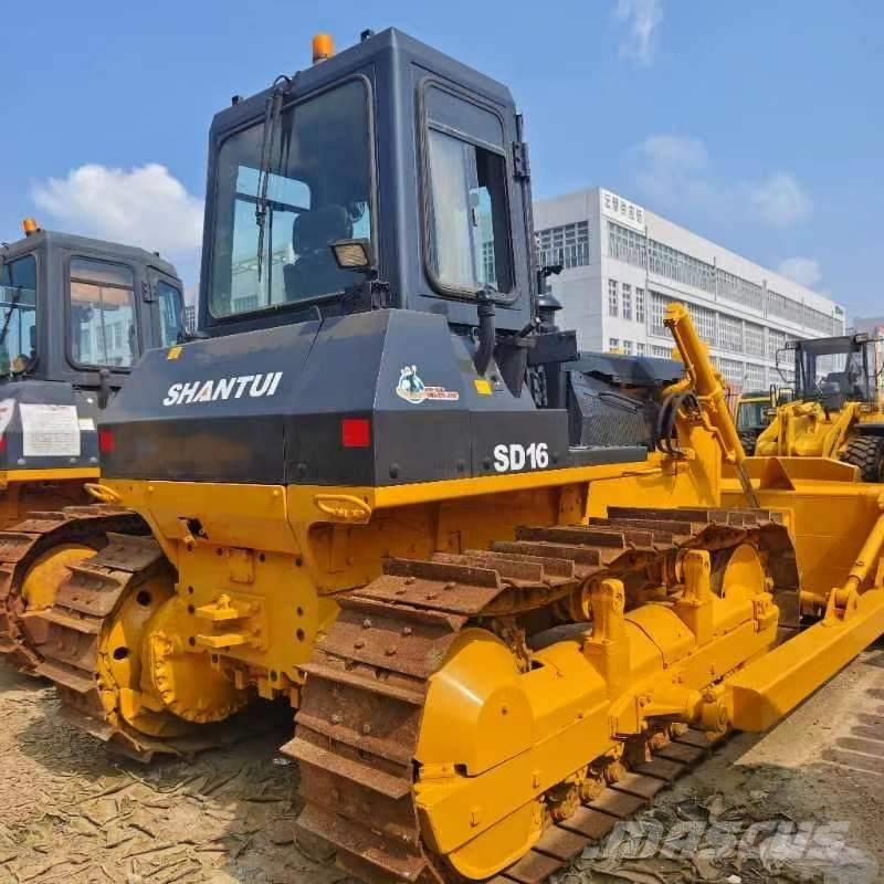 Shantui SD 16 Гусеничні бульдозери