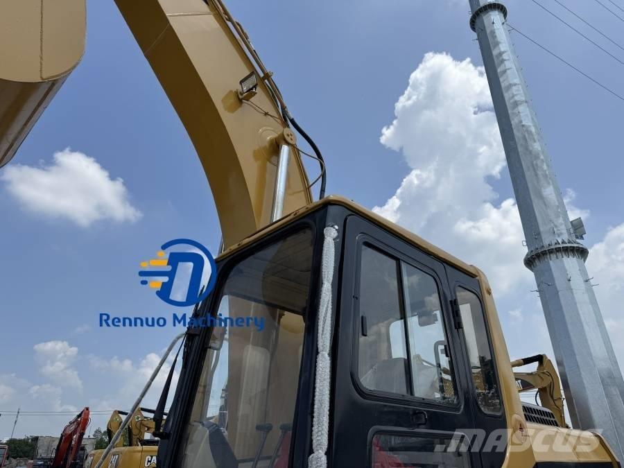 CAT 320 B L Гусеничні екскаватори