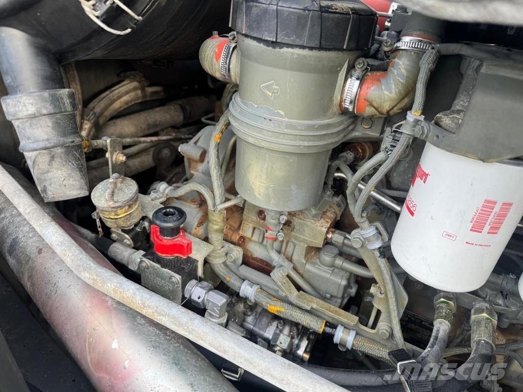 Sennebogen 818M Перевантажувачі металобрухту/промислові навантажувачі