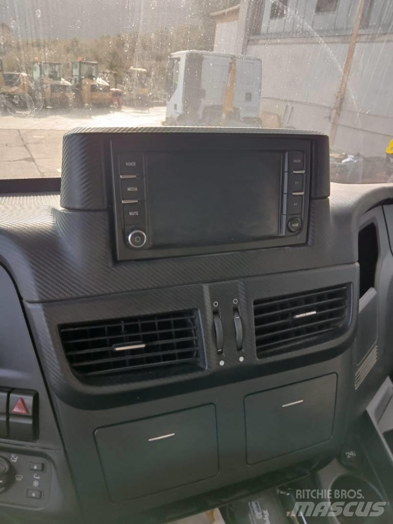 Iveco STRALIS 320S46 Бортові вантажівки