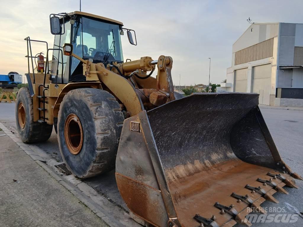 CAT 966 G series II Фронтальні навантажувачі