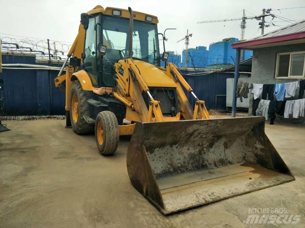 JCB 3CX Екскаватори-навантажувачі