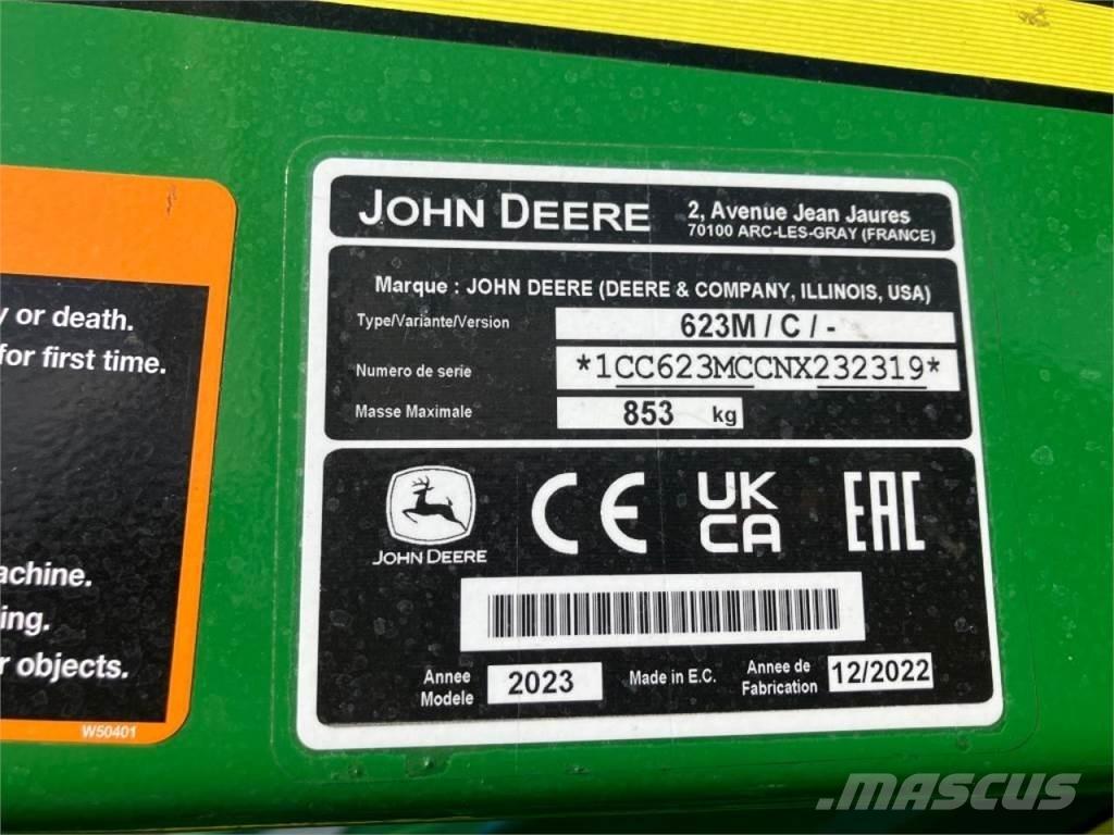 John Deere 6120M Трактори