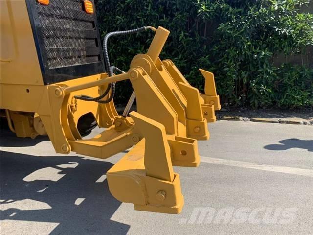 CAT 140K Грейдери