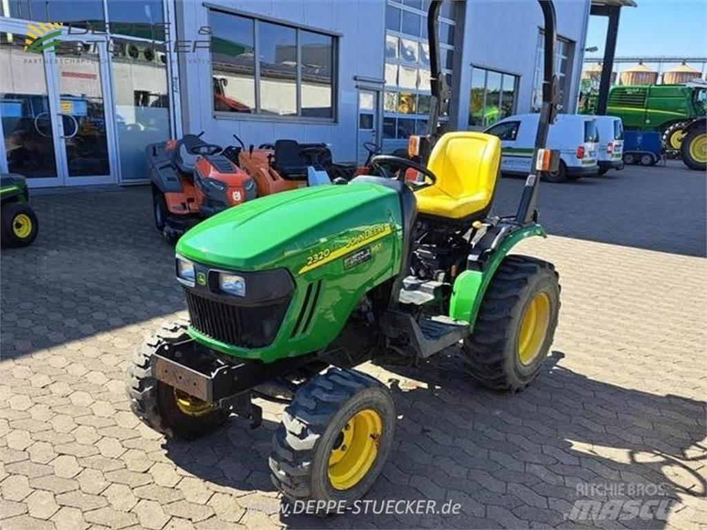 John Deere 2320 Трактори