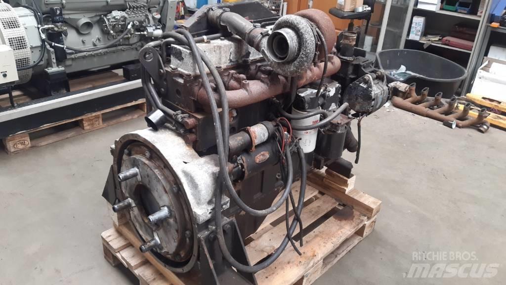Cummins 6CTA8.3 Двигуни