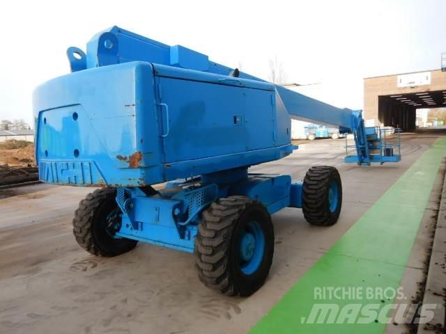Aichi SP21AJ Телескопічні підйомники