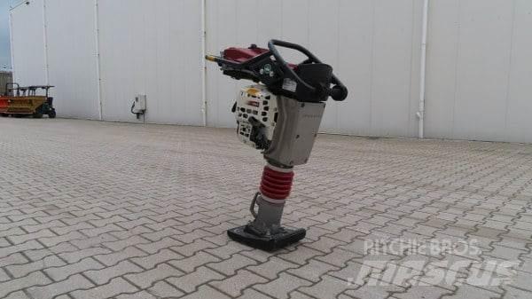 Dynapac DR6X Трамбувальники