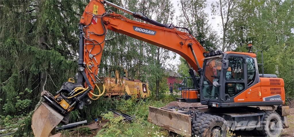 Doosan DX170W Колісні екскаватори