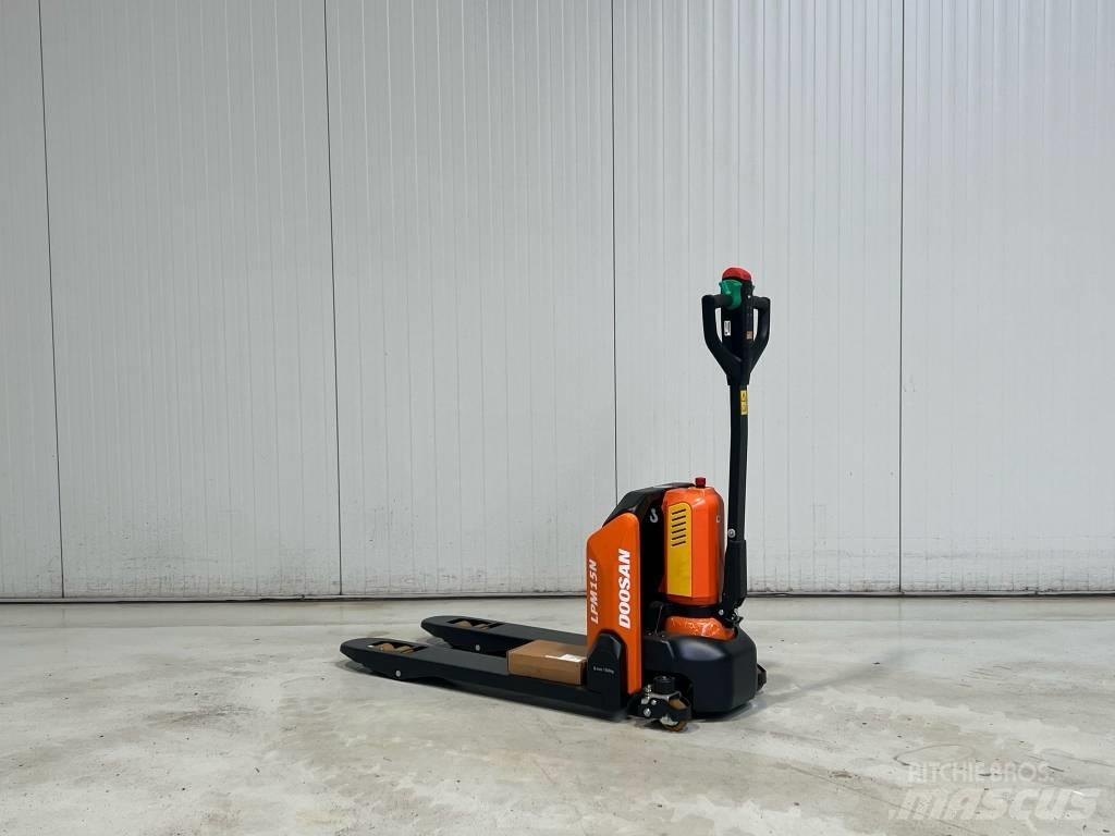 Doosan LPM15N-7 Штабелери