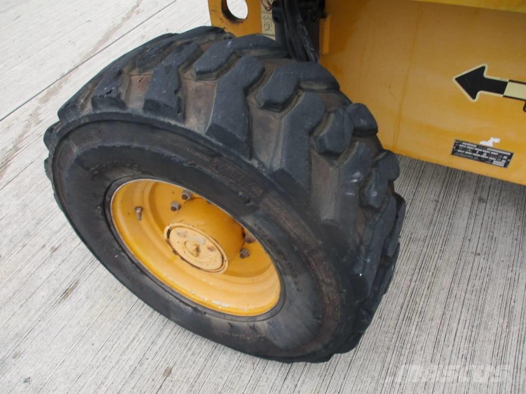 JLG 600 SJ (254) Телескопічні підйомники