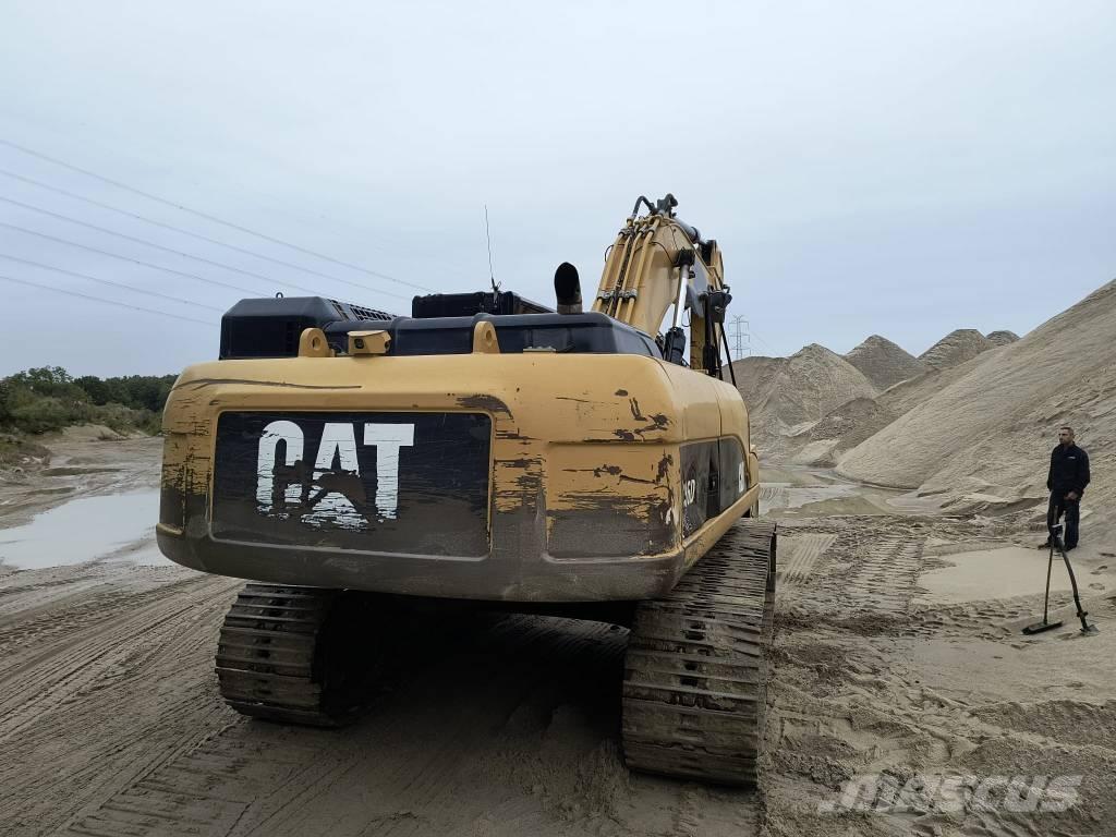 CAT 336D Гусеничні екскаватори