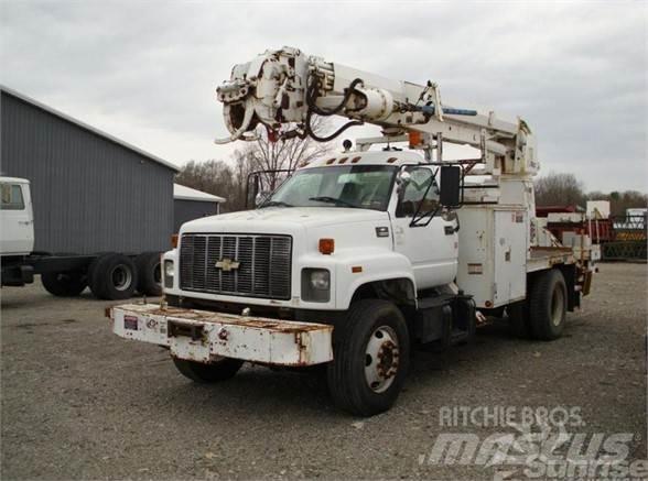 Altec D947BB Автовишки на базі вантажівки