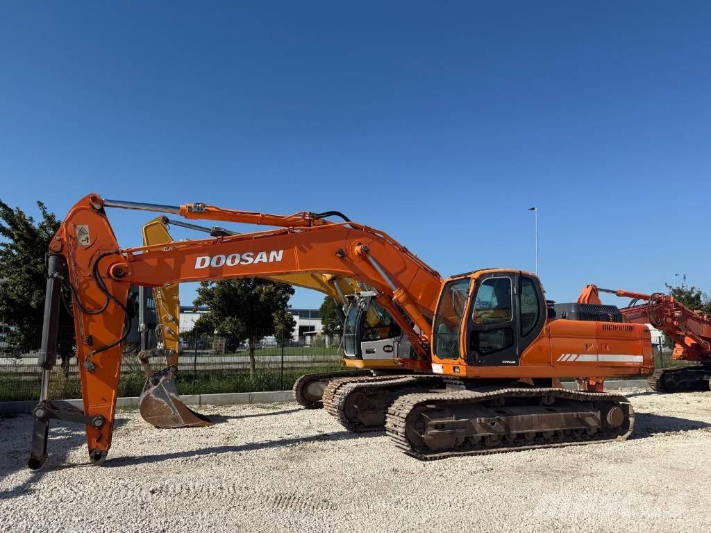 Doosan DX 340 LC Гусеничні екскаватори