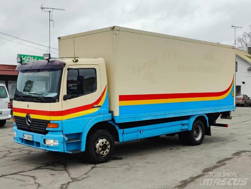 Mercedes-Benz 1223 Фургони