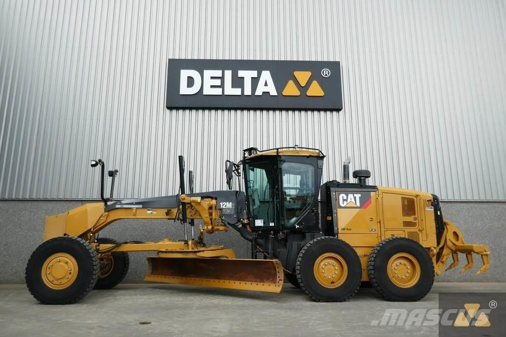 CAT 12M2 AWD Грейдери