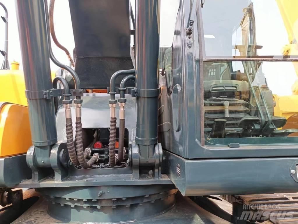 Hyundai 305-9 Гусеничні екскаватори
