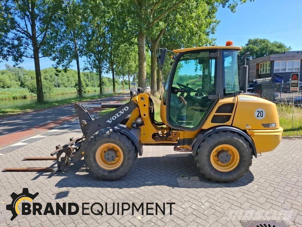 Volvo L28F Фронтальні навантажувачі