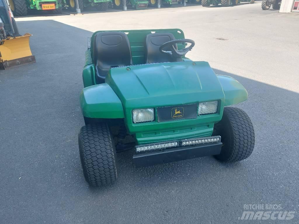 John Deere Gator 4x4 Комунальна техніка - Інші