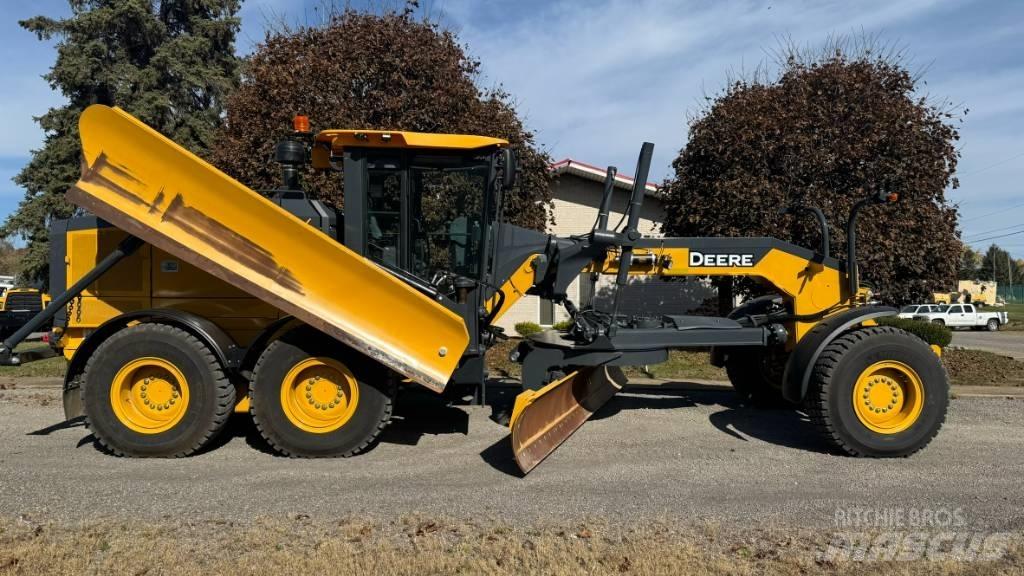 John Deere 872 GP Грейдери