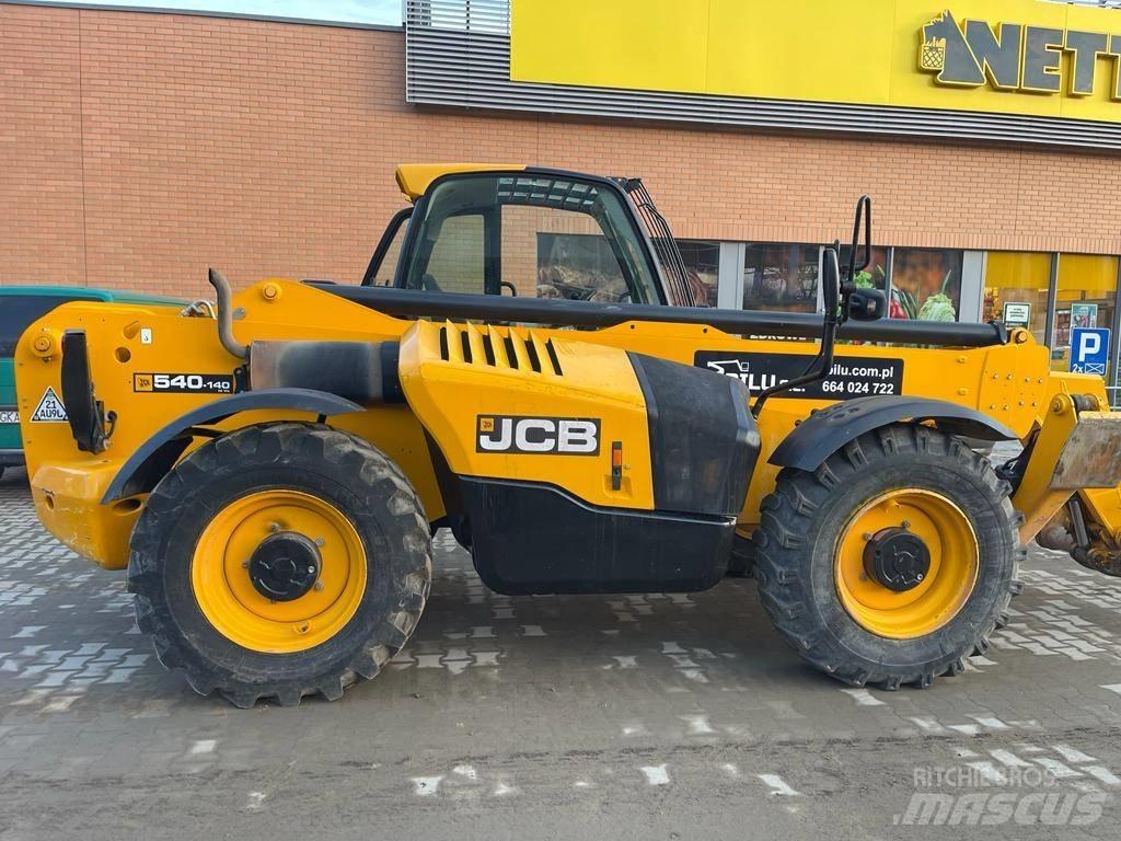 JCB 540-140 Телескопічні навантажувачі