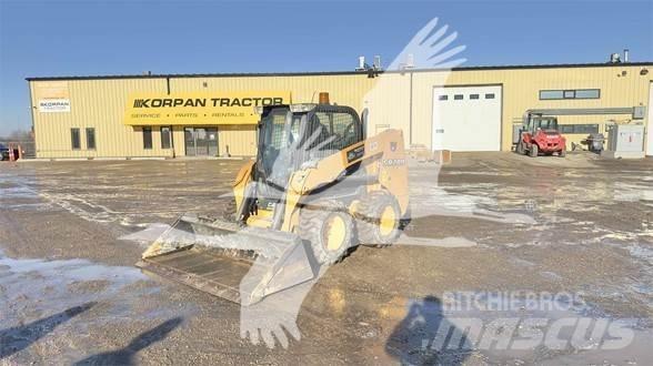 CASE SR200 Міні-навантажувачі