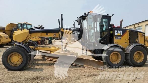 CAT 140M AWD Грейдери