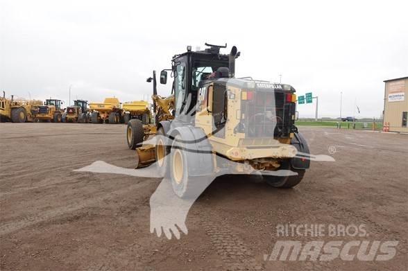 CAT 140M AWD Грейдери