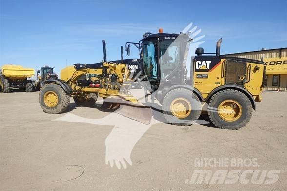 CAT 140M AWD Грейдери