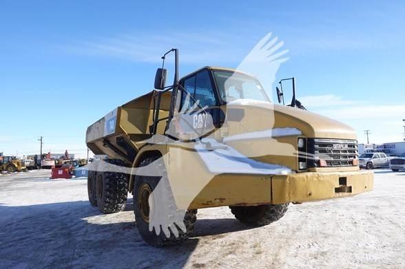 CAT 740 Зчленовані самоскиди