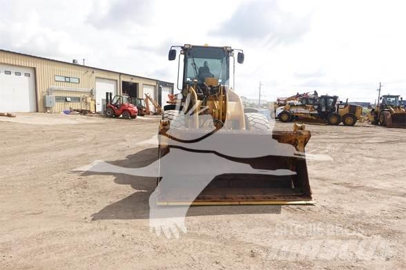 CAT 928H Фронтальні навантажувачі