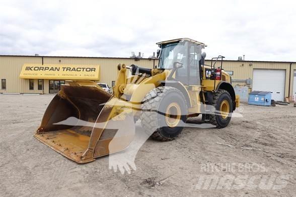 CAT 966M XE Фронтальні навантажувачі